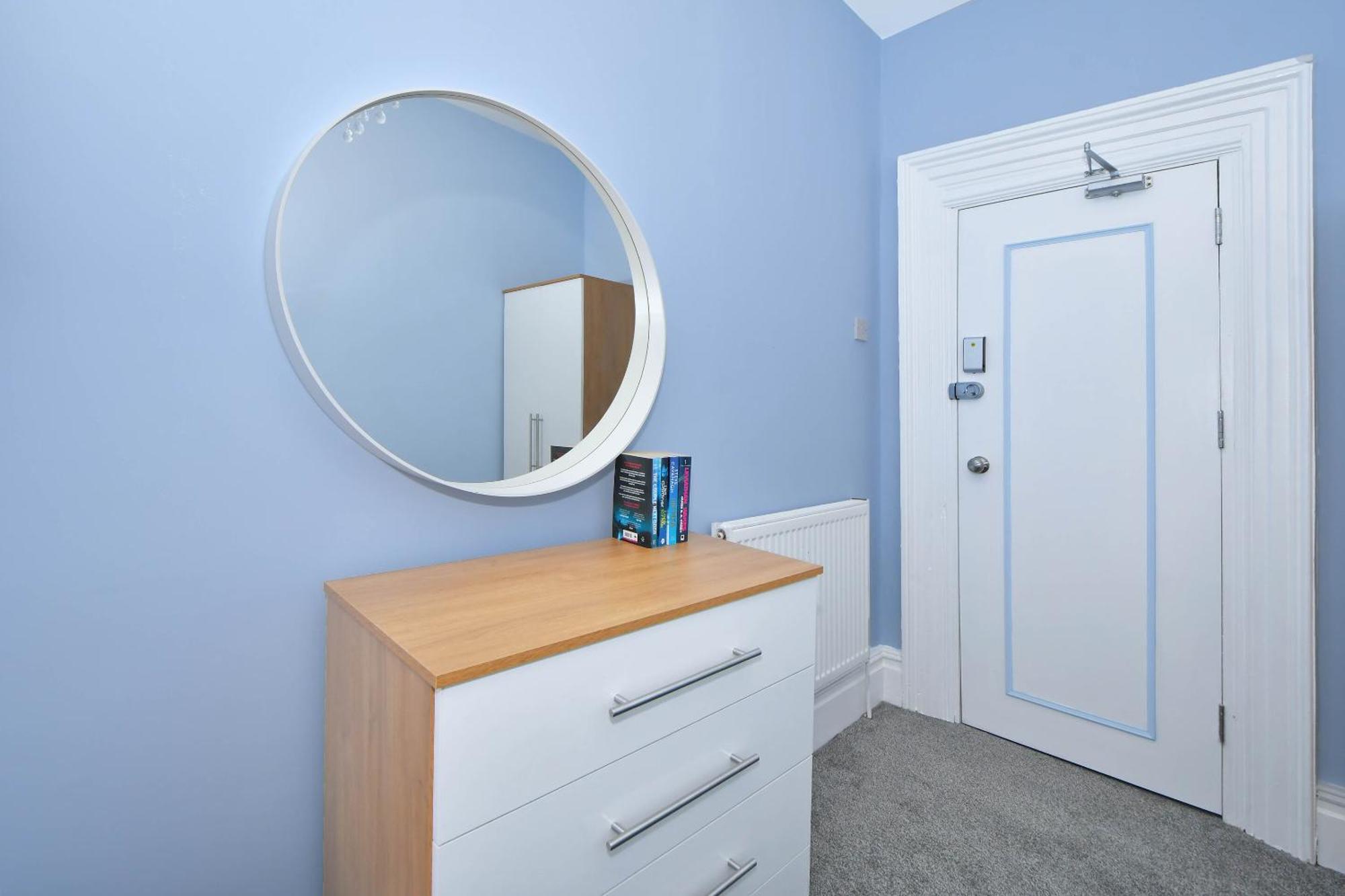 One Battison - Affordable Rooms, Suites & Studios In Stoke On Trent Quarto foto